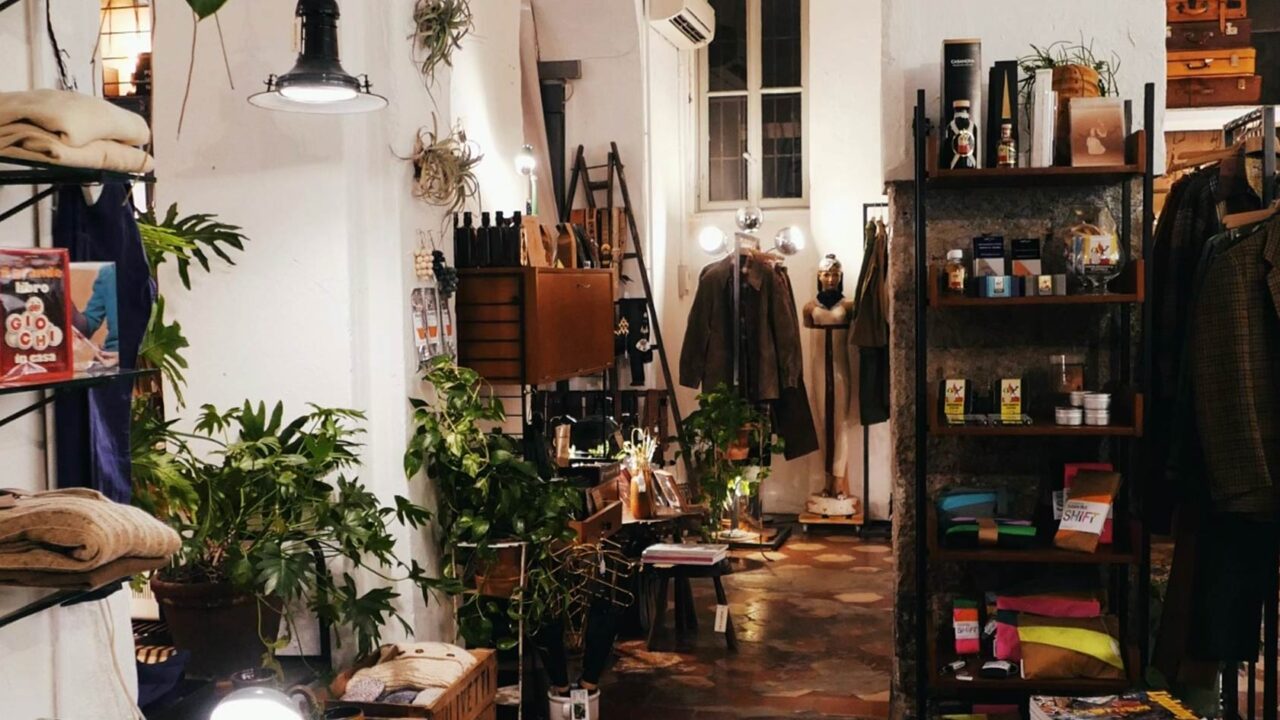 Best secondhand and vintage shops in Milan by Way Things Form / Mirjam Kristian